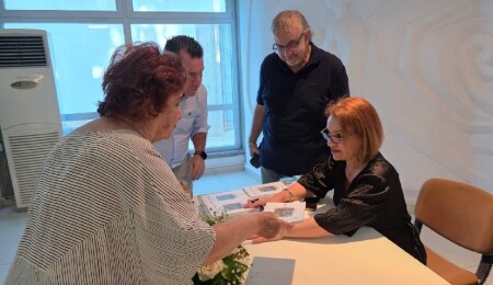 Şirin Zaimağaoğlu’nun “Ağırdık Zamana” isimli şiir kitabı tanıtıldı