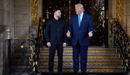 Trump'ın ülkesine yaptığı ziyarette Zelenskiy'e kaba davrandığı iddia edildi