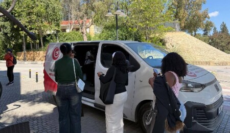 Ülke genelinde eş zamanlı 'kaçak' denetimi: Tespit edilen kişilerden biri 2019'dan beri ülkede izinsiz