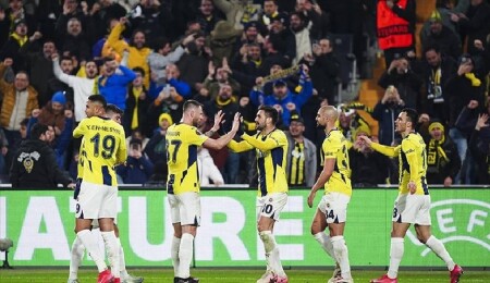 Fenerbahçe tur için avantajı yakaladı