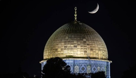 Müslümanların ilk kıblesi Mescid-i Aksa'dan ramazanın müjdecisi hilal görüldü
