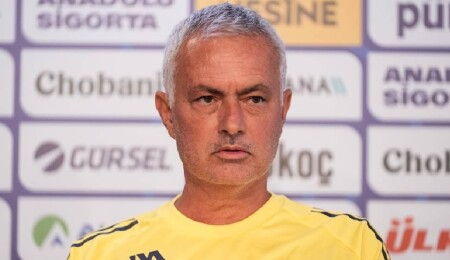 Mourinho: Şu anki tek hedefimiz yarınki maç