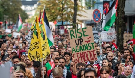 Uluslararası uzmanlar, Almanya'dan İsrail'e koşulsuz destek politikasına son vermesini istedi