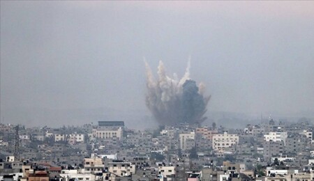 BM, İsrail'in Gazze'de UNWRA'ya ait bir okulu "doğrudan" hedef aldığını açıkladı