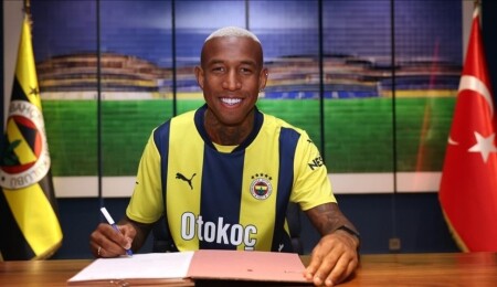 Fenerbahçe, Anderson Talisca ile sözleşme imzaladı