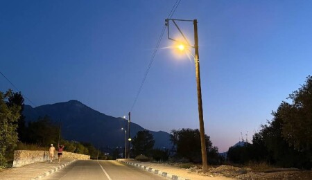 Ceyhun Kırok duyurdu: Çatalköy-Ozanköy yolu artık ışıl ışıl