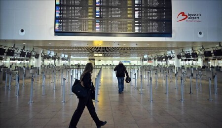 Belçika'da genel grev hayatı durma noktasına getirdi