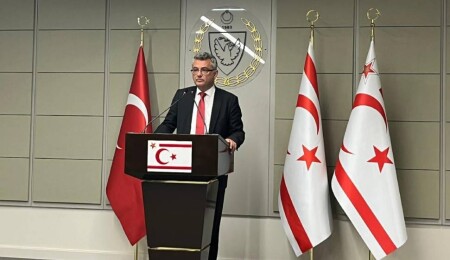 Tufan Erhürman: 15'ten fazla kişinin Türkiye'ye giriş yasağı kaldırıldı, tek tek isimlere bildirdim