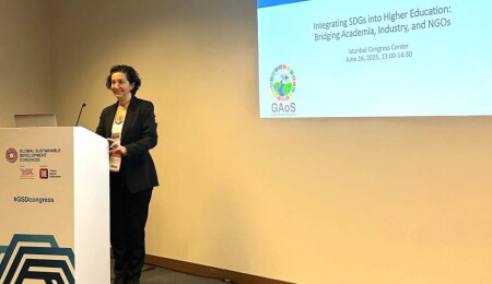 Prof. Dr. Şebnem Hoşkara, uluslararası kongrede DAÜ’yü temsil etti