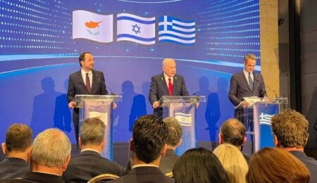 Güney Kıbrıs, Yunanistan ve İsrail, silahlı kuvvetler düzeyindeki iş birliğinin geliştirilmesi üzerinde anlaştı