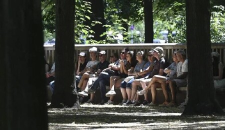 Almanya'da nüfusun yaşlanması sosyal bütçeyi rekor seviyeye taşıyor