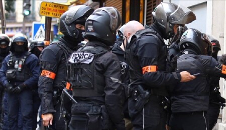 Fransa'da polis şiddetine tepki