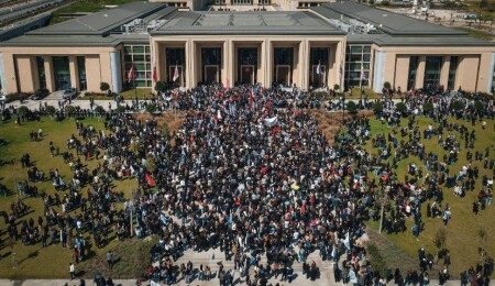 Meclis önündeki eylem nedeniyle sendika temsilcileri ifadeye çağrılıyor, haklarında dava okunuyor