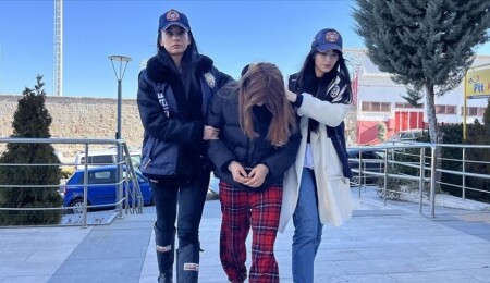 Kartalkaya'daki otel yangınında hayatını kaybedenlerin yakınlarını arayarak rahatsız eden 3 şüpheli tutuklandı