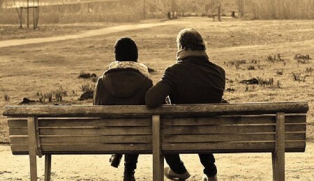 Güney Kıbrıs'ta kadınlar erkeklerden 4 yıl daha uzun yaşıyor