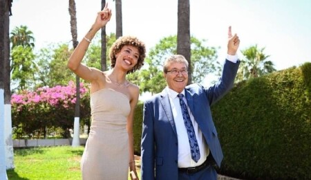 Başbakan Ünal Üstel, Buse Savaşkan'ı kutladı