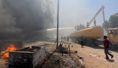 Libya'nın kuzeybatısında 100'den fazla evde çıkan yangınların nedeni belirsizliğini koruyor