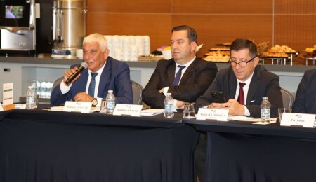 Özçınar TDBB Yönetim Kurulu toplantısına katıldı