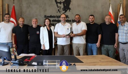 Larnaka Gençler Birliği Spor Kulübü’nden Başkan Sadıkoğlu’na ilk ziyaret