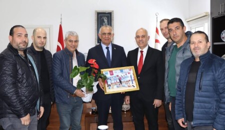 Çavuşoğlu, Gazimağusa Türk Maarif Koleji heyetini kabul etti: Voleybol takımının başarısı büyük gurur