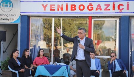 Tufan Erhürman: Hukuka bağlılık, liyakat kamu düzeninin esası olacaktır