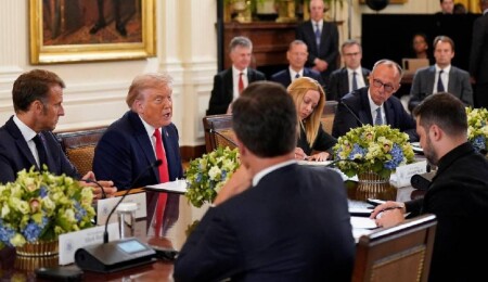 Avrupalı liderler, Rusya-Ukrayna barış süreci için Beyaz Saray’da konuştu