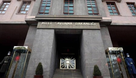 Türkiye Milli Savunma Bakanlığı: Güney Kıbrıs’taki askeri hareketliliği yakından takip ediyoruz
