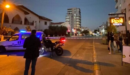 Girne'de bomba paniği: Kontrollü bir şekilde patlatılan çantadan kıyafet çıktı