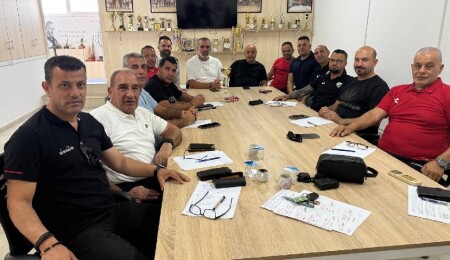 Futbol Antrenörleri Derneği yönetiminden yeni sezon öncesi önemli kararlar   