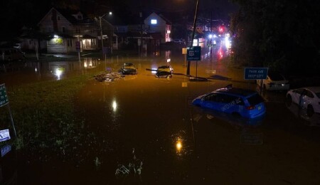 ABD'nin New Jersey eyaletinde aşırı yağışlar nedeniyle olağanüstü hal ilan edildi