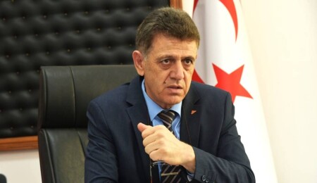 Kamu Hizmeti Komisyonu Başkanı Köseoğlu: KHK siyaset üstü bir kurumdur. Talimat ve telkin almaz!
