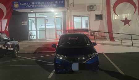 Gönyeli Polis Karakolu’ndan kaçak taksicilik yapan sürücüye suçüstü!