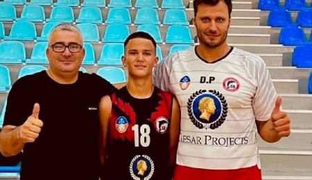 Larnakalı Genç Basketbolcu Denis Patapou, Dynamic Belgrad Kulübüne Transfer Oldu