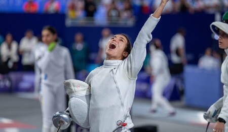 Modern pentatlon branşında milli sporcu İlke Özyüksel Mihrioğlu Paris'te finale kaldı