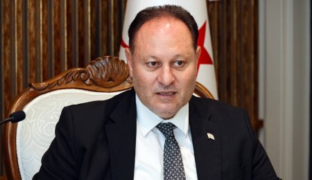 Öztürkler’den Dimitriu’ya sert yanıt: KKTC yargısına dil uzatmak kabul edilemez