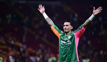 Uğurcan Çakır, Şampiyonlar Ligi'nde haftanın 11'ine seçildi