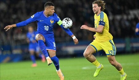 Kylian Mbappe, sakatlığı nedeniyle milli takım kampından ayrıldı