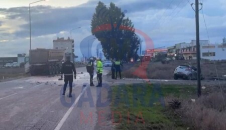 İskele-Ercan ana yolunda feci kaza: 48 yaşındaki sürücü olay yerinde yaşamını yitirdi, 1 yaralı!
