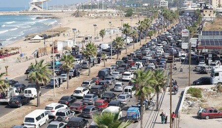İsrail'in saldırılar düzenlediği Lübnan'da güvenlik gerekçesiyle eğitime ara verildi