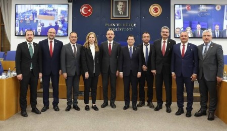 KKTC heyetinden TBMM Plan ve Bütçe Komisyonu'na ziyaret