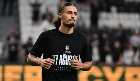 Beşiktaş&#039;ın yeni transferi Taylan Bulut, siyah-beyazlılarla şampiyonluğa ulaşmak istiyor