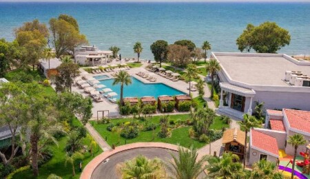 Merit Royal Gardens Hotel yeni yüzüyle kapılarını açtı