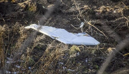 Almanya’da bir helikopter düştü