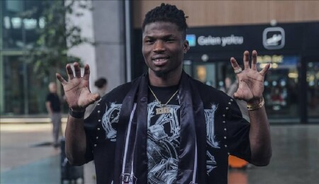 Beşiktaş'ın yeni transferi El Bilal Toure, bol gollü bir sezon istiyor