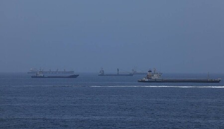 IMO: Körfez'deki tahliye durdurulmadan önce 115 gemiyle yaklaşık 2 bin 500 denizci tahliye edildi