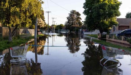 Avustralya'nın Victoria eyaletinde sel: 120 okul eğitime ara verecek