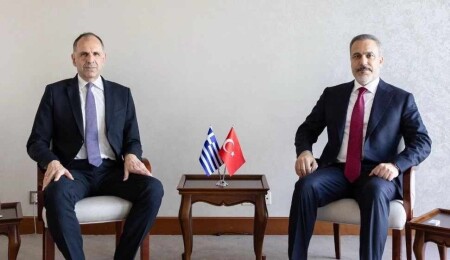 Hakan Fidan ve Yorgos Yerapetridis: Diyalog çabası devam ediyor