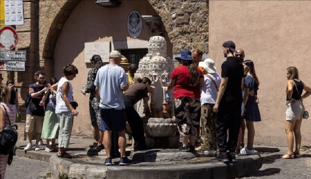 İtalya'da aşırı sıcaklar nedeniyle 2 kişi hayatını kaybetti