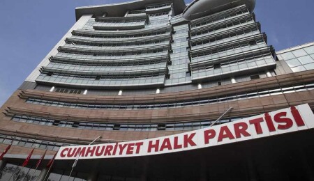 CHP'nin 'şaibeli kurultay' davası 24 Ekim'e ertelendi