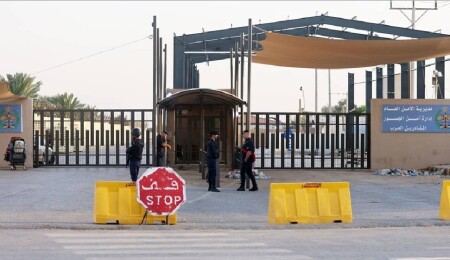 Filistinliler, açılacağı duyurulmasına rağmen Kral Hüseyin Köprüsü sınırından yine geçemedi